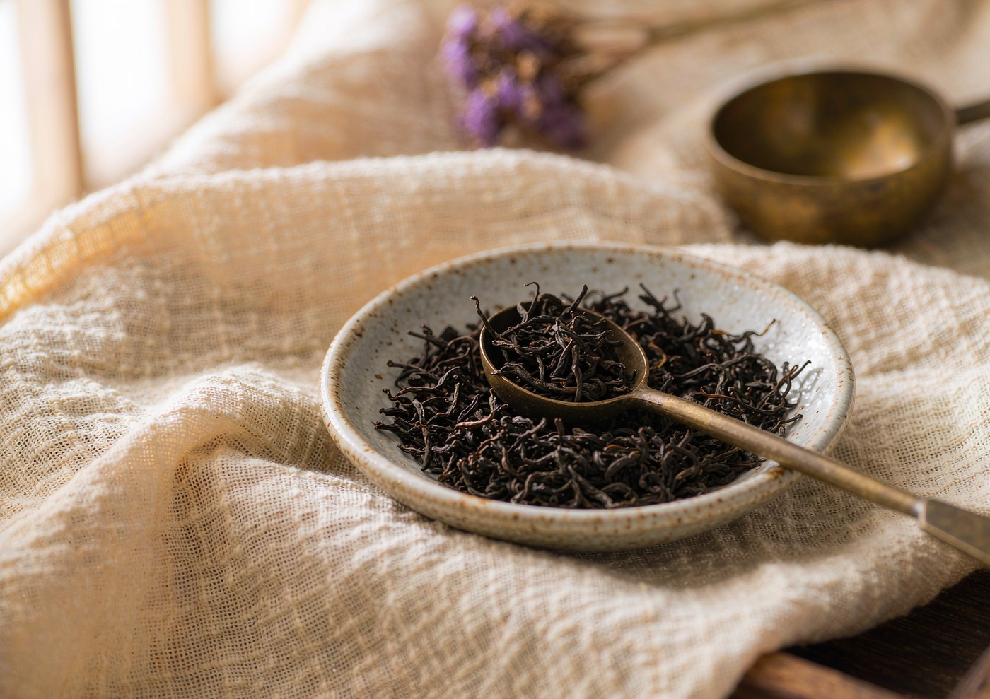 Black Tea: The Fully Oxidised Leaf of the Chinese Canon